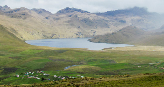Laguna Ozogoche Alausí en Ecuador