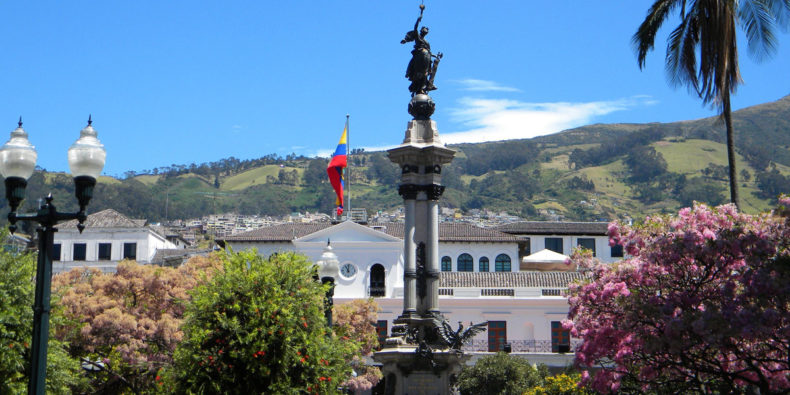 Plaza-de-La-Independencia-Pontos-Turísticos-em-Quito